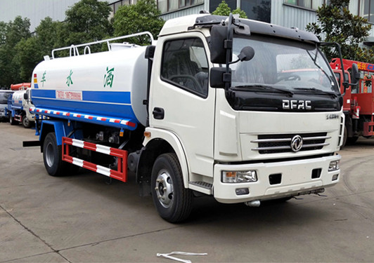 10����ˮ܇�S�ң�10����ˮ܇�r(ji��)�񣬖|�L(f��ng)10����ˮ܇������10����ˮ܇�N��