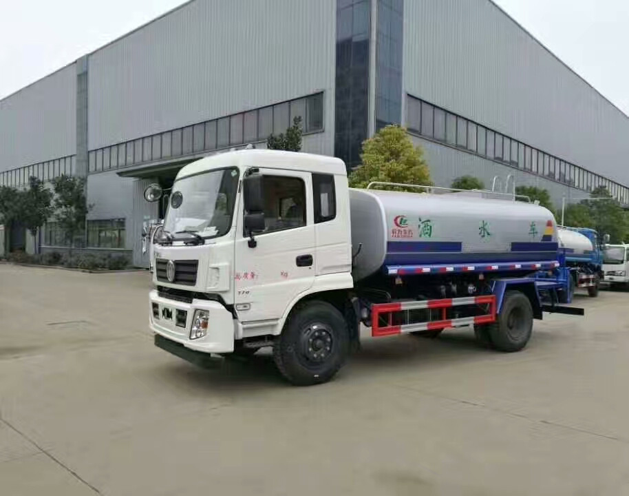 12����ˮ܇�S�҃r�񣬖|�L12����ˮ܇�N������