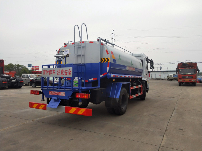 ����������ˮ܇