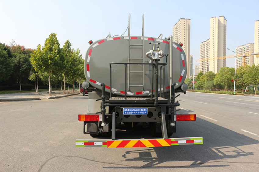 �|�L(f��ng)���� 18.3 ����ˮ܇�a(ch��n)Ʒ��B