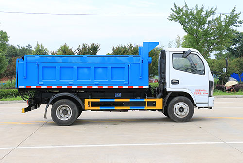 東風D6自卸式垃圾車